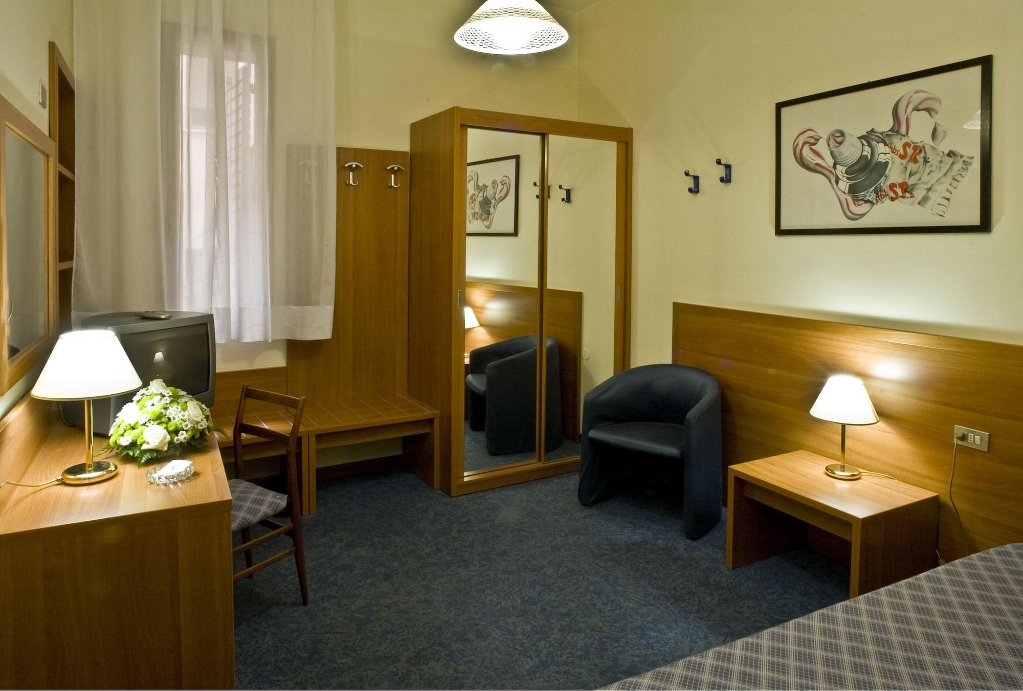 Hotel Centrale Byron Ravenna Esterno foto