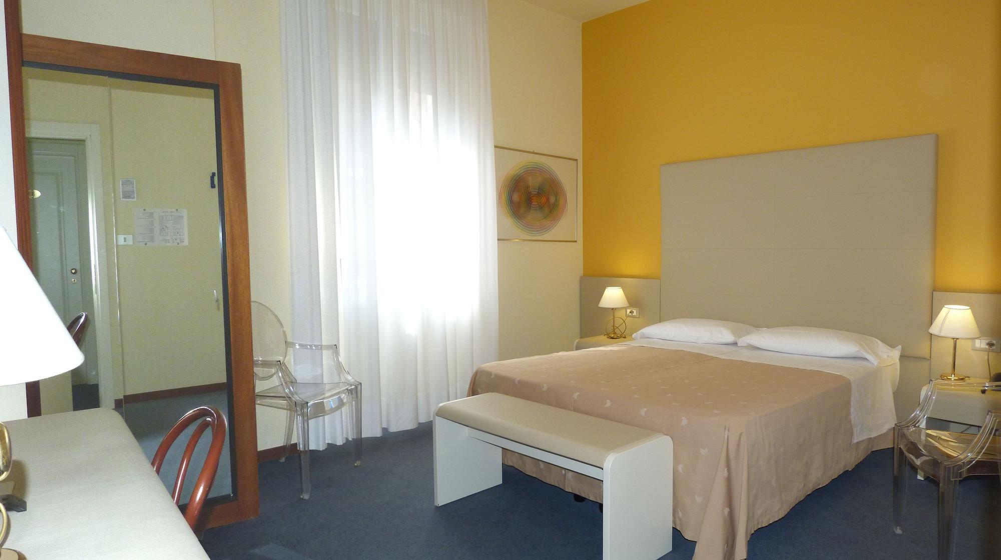 Hotel Centrale Byron Ravenna Esterno foto