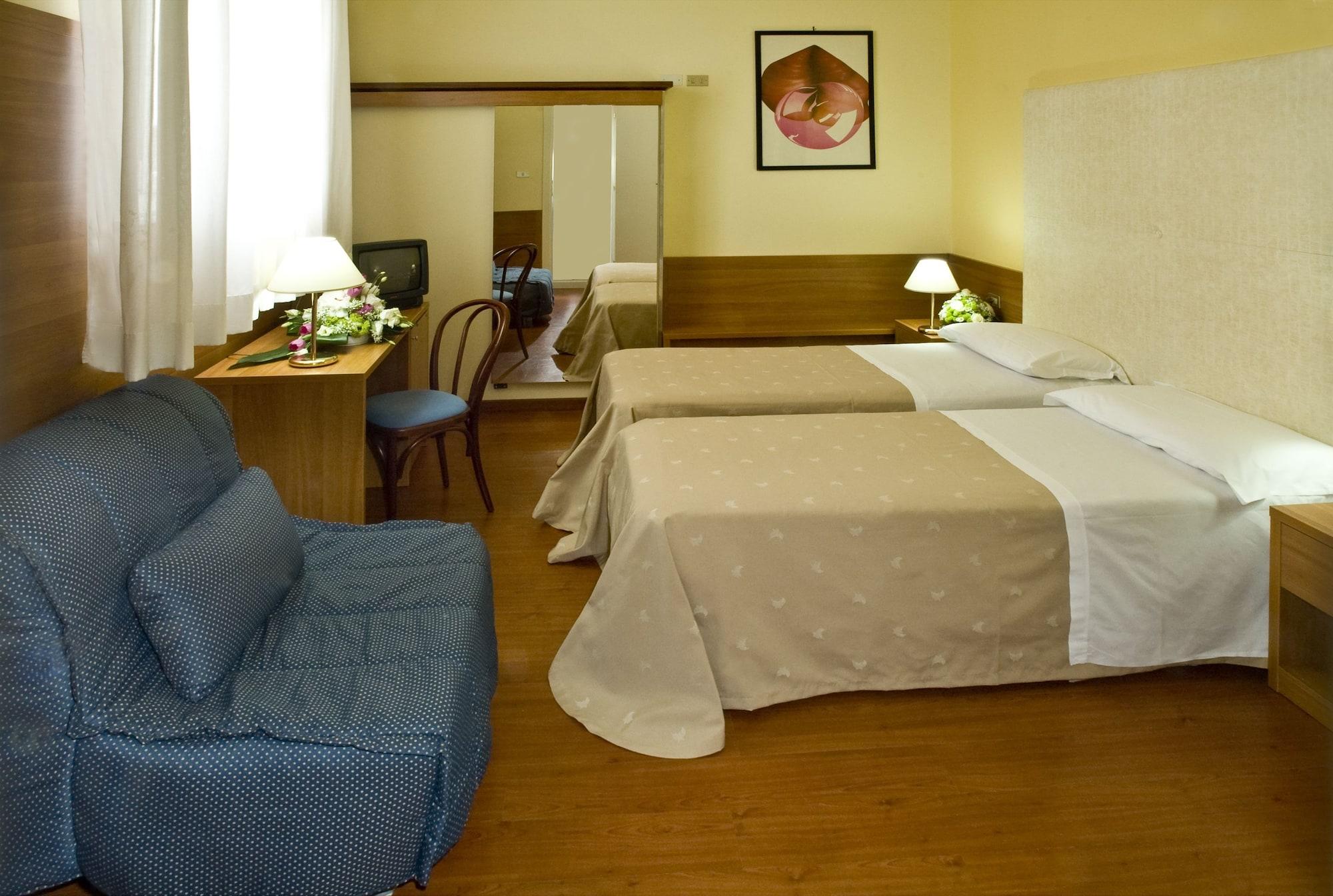 Hotel Centrale Byron Ravenna Esterno foto