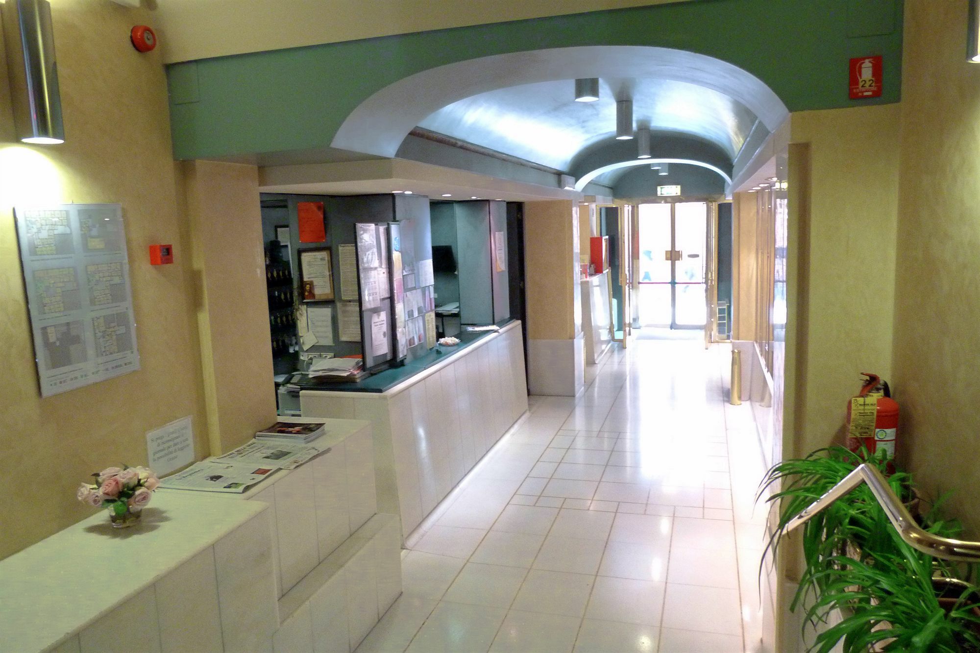 Hotel Centrale Byron Ravenna Esterno foto