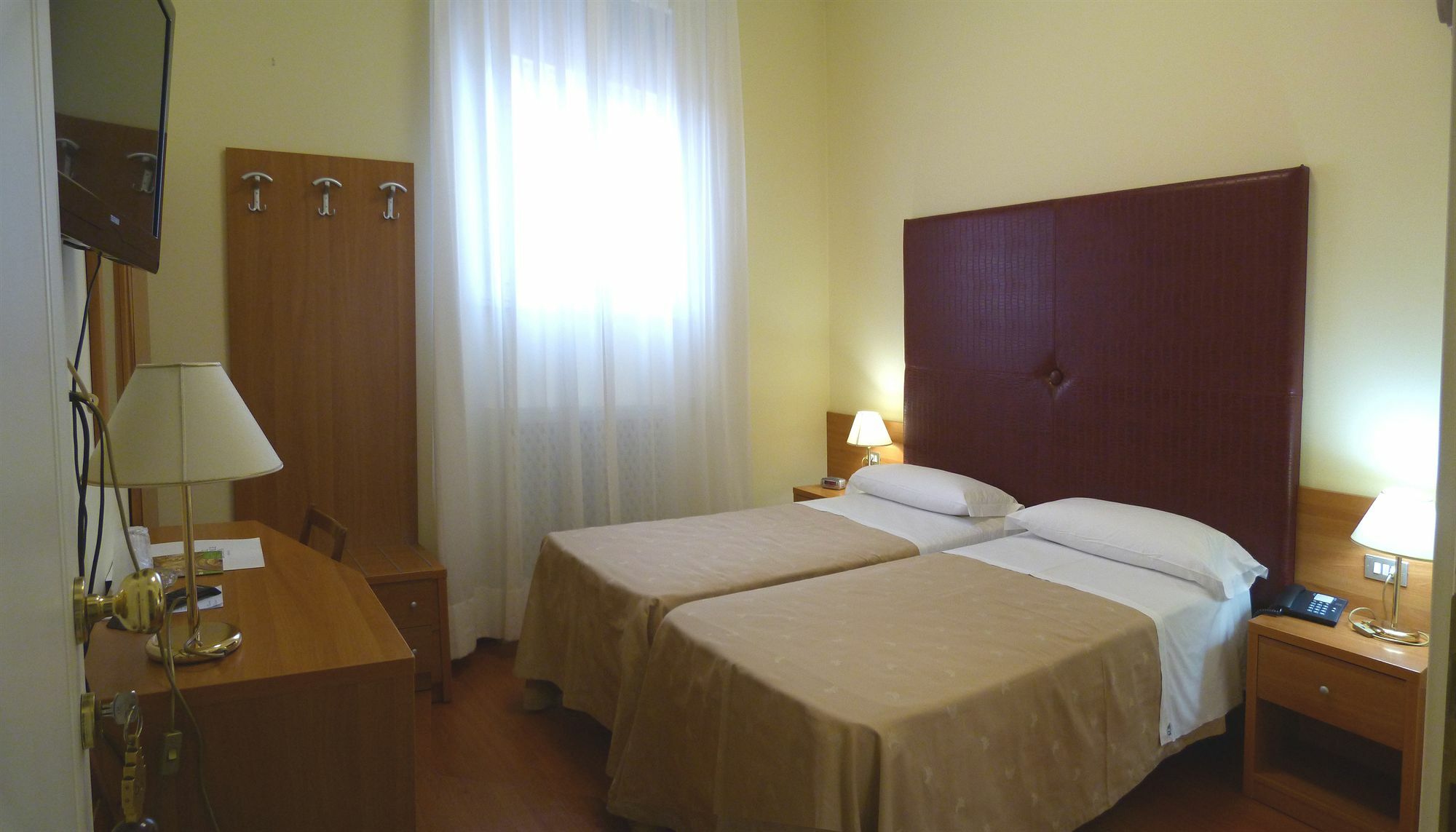 Hotel Centrale Byron Ravenna Esterno foto
